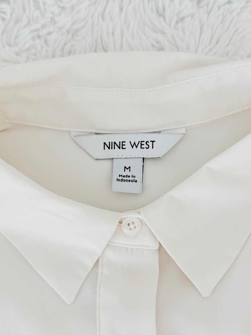 Nine West Off-White Button-Up Blouse | Long Sleeve | Size M - Picture 4 of 8